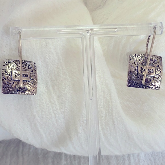 Silpada Sterling Silver Hammered Square Black Pearl Earrings Retired - Picture 5 of 10